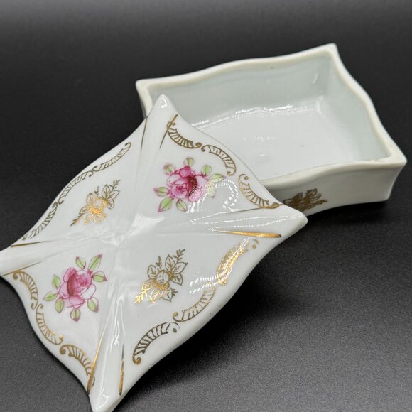 Vintage Porcelain Trinket Box w/Lid Shafford White Pink Flowers Gold Accents - Picture 2 of 9